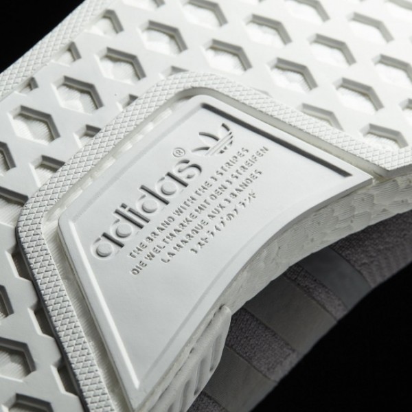 Femmes Originals Chaussure NMD_R1 Primeknit Couleur Grey Three /Grey Three /Footwear White (BY8762)